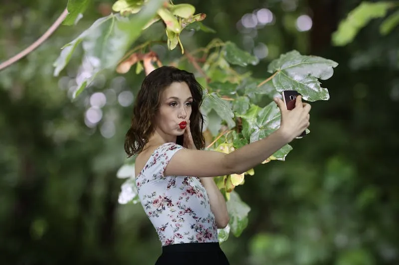 Botox & Dermal Fillers Abroad: Non-Surgical Treatments at Half the Cost