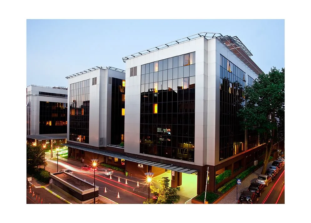 American Hospital Istanbul modern facade and main entrance